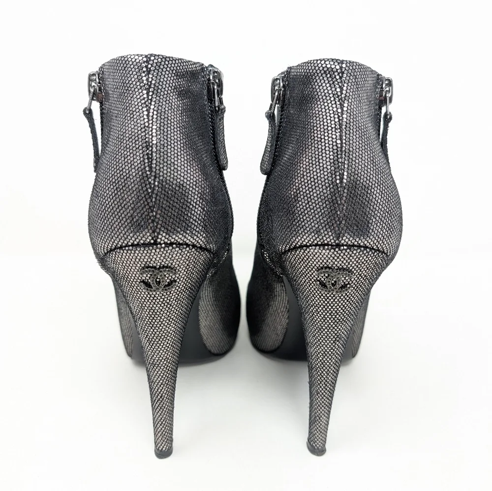 Chanel Silver Cap Toe Ankle Boots CC Size 37 Metallic Logo Booties